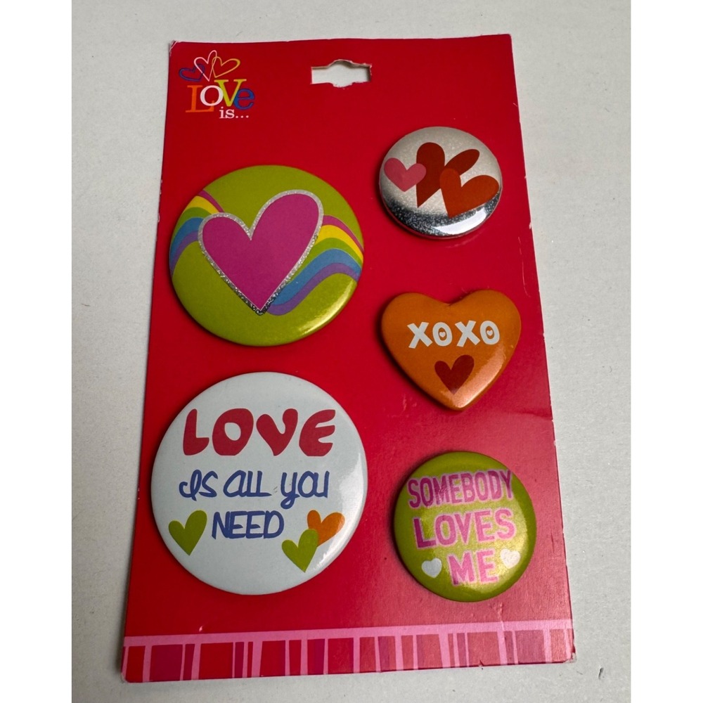 Love Is Pin Back Button Set 5 Pc Hearts XOXO Love Somebody Loves‎ Me NWT